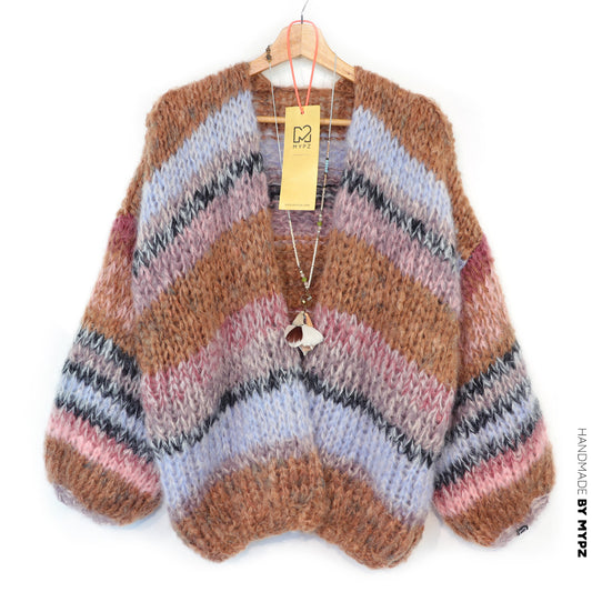 Strikkekit – MYPZ Chunky Mohair-cardigan Walnut nr. 15 (ENG-DE-NL-ES-FR-IT-DA-SV-NO)