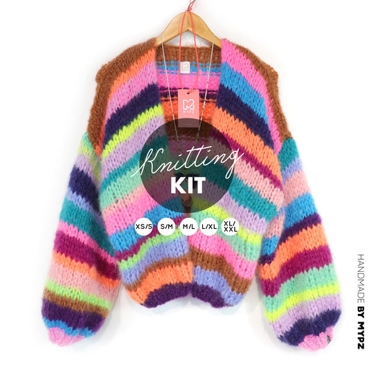 Knitting Kit – Chunky Mohair Cardigan Rainbow Medley No.12 (ENG-NL-DE)