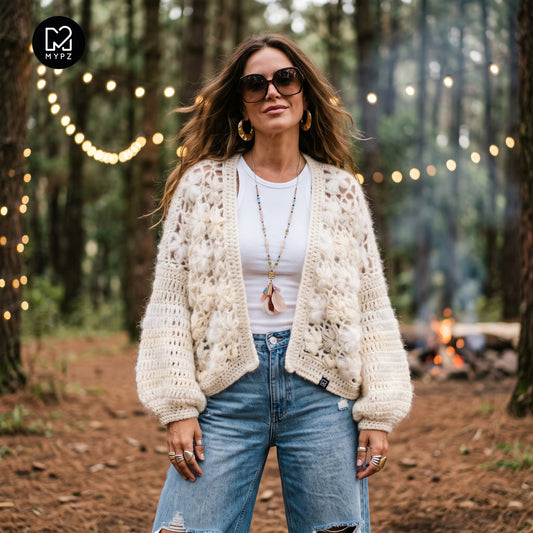 Hæklekit - MYPZ kort bomber-cardigan Wildflower Off White (ENG-DE-NL-ES-FR-IT-DA-SV-NO)