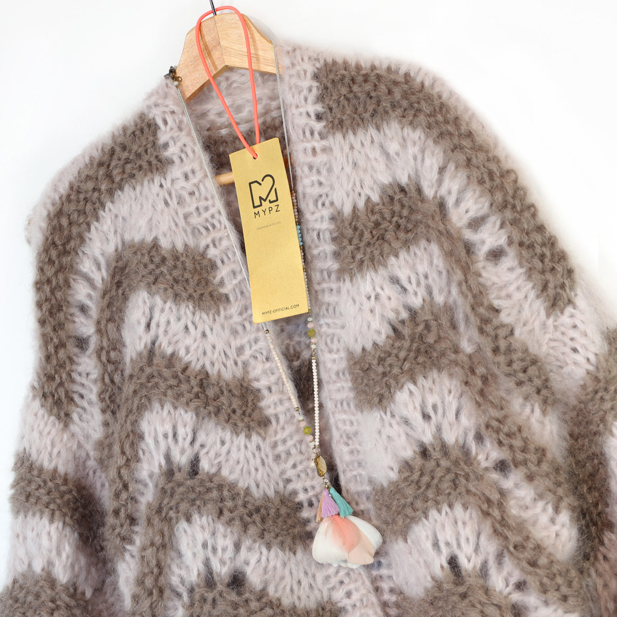 Strikkeopskrift – Kort chunky cardigan i mohair, Stonies Wave nr. 12 (ENG-DE-NL-ES-FR-IT-DA-SV-NO)