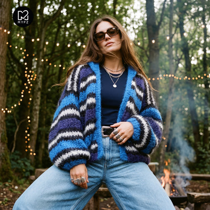Strikkeopskrift - MYPZ Hooded Chunky Mohair Bomber Cardigan Blue No.15 (ENG-DE-NL-ES-FR-IT-DA-SV-NO)