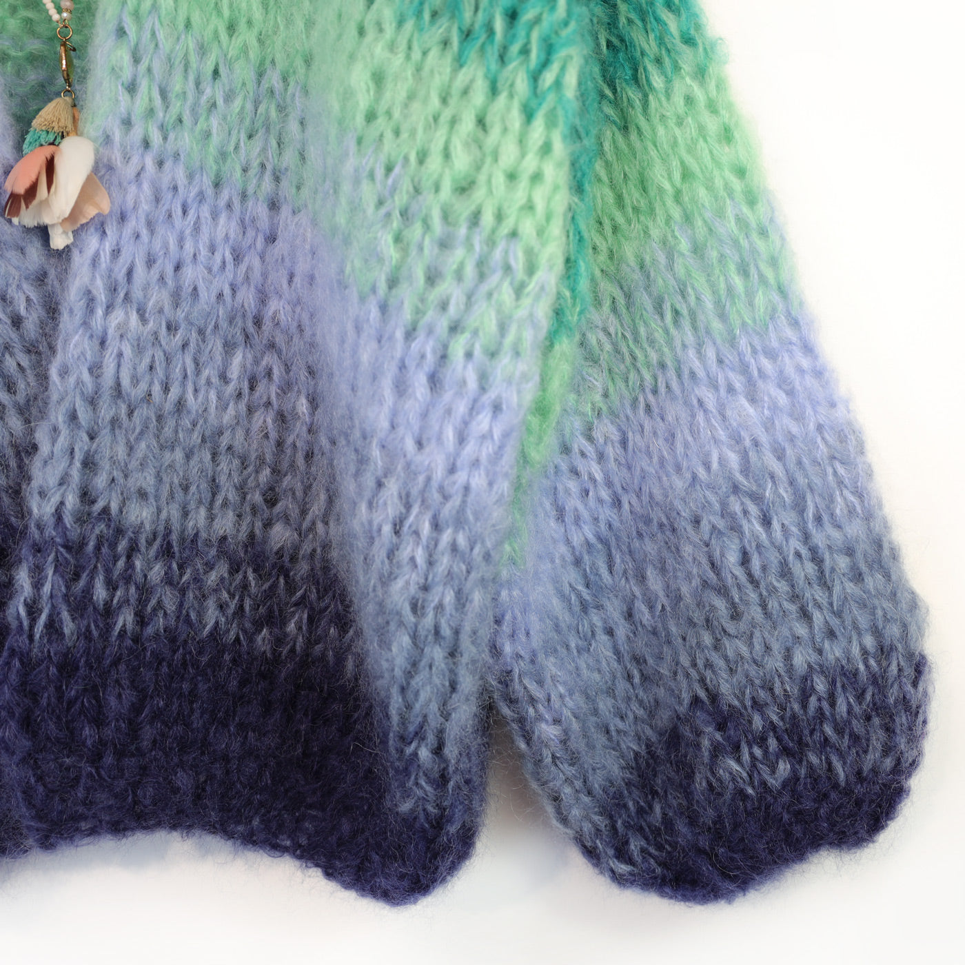 Strikkeopskrift – MYPZ Chunky Mohair Cardigan Mystic Lagoon nr. 15 (ENG-DE-NL-ES-FR-IT-DA-SV-NO)