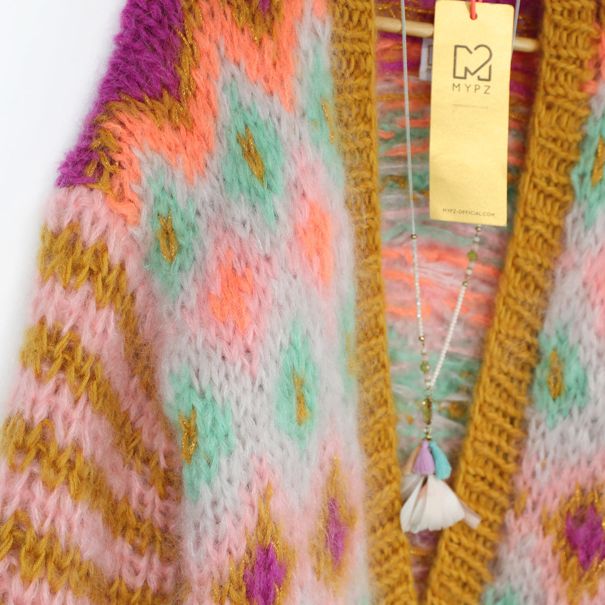Strikkeopskrift – Chunky Mohair-jakke Flora nr.12 (ENG-DE-NL-ES-FR-IT-DA-SV-NO)